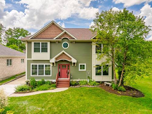122 S Grant, Westmont, IL 60559