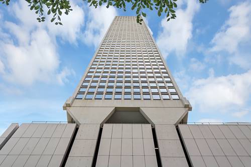 111 E Chestnut Unit 24C, Chicago, IL 60611