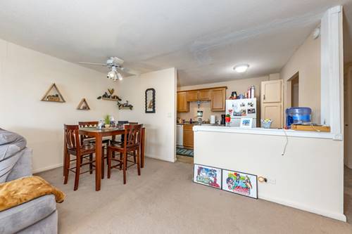 2222 S Stewart Unit 4K, Lombard, IL 60148