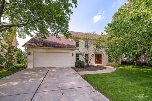 35 Venetian, Wheaton, IL 60189