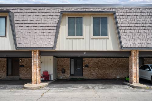 12 Cour Caravelle, Palos Hills, IL 60465