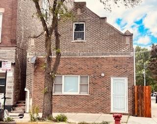 2300 W 19th, Chicago, IL 60608