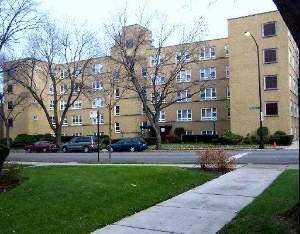 5335 N California Unit 204, Chicago, IL 60625