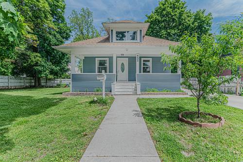 452 Addison, Elgin, IL 60120