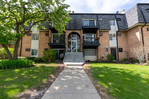 10B E Dundee Quarter Unit 303, Palatine, IL 60074