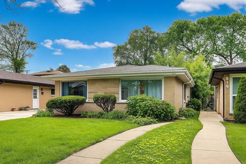 821 Long, Glenview, IL 60025