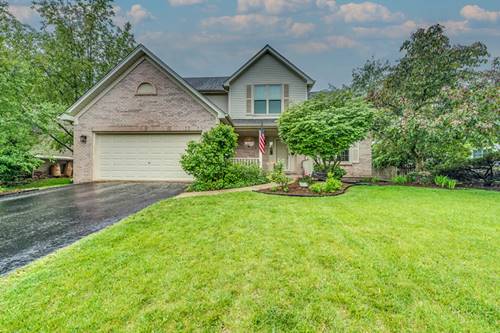 3368 Charlemaine, Aurora, IL 60504
