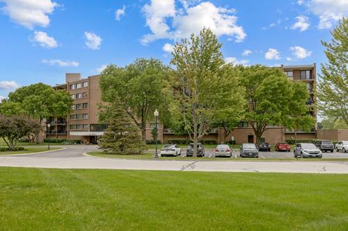 15 Bar Harbour Unit 4F, Schaumburg, IL 60193