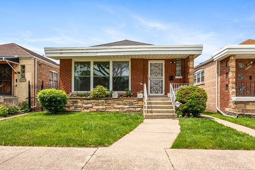 8952 S East End, Chicago, IL 60617