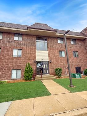 211 E Janata Unit 1-B, Lombard, IL 60148