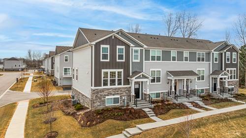 642 Wolverine, Aurora, IL 60502
