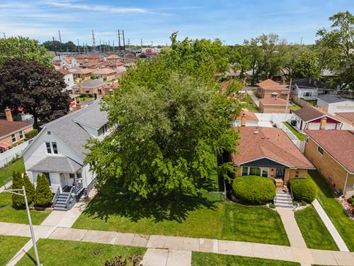 511 Linden, Bellwood, IL 60104