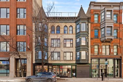 353 W Chicago Unit 4E, Chicago, IL 60654