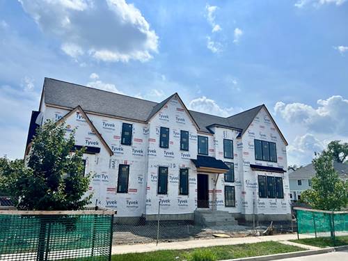 618 S Swain, Elmhurst, IL 60126