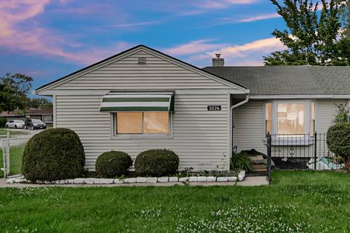 3226 W Lydia, Robbins, IL 60472