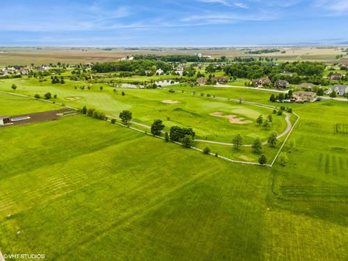 7152 Fairway, Yorkville, IL 60560
