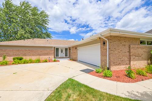 9836 Circle, Palos Park, IL 60464