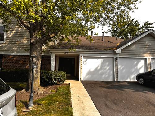 300 Pembridge Unit D2, Schaumburg, IL 60193