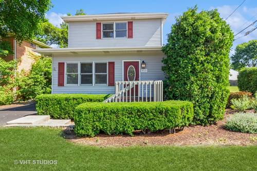 915 E Chicago, Naperville, IL 60540
