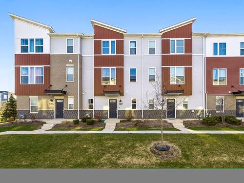 4189 Calder, Aurora, IL 60504
