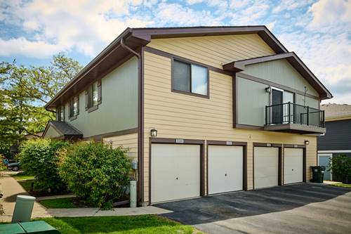 6256 Kit Carson Unit 6256, Hanover Park, IL 60133