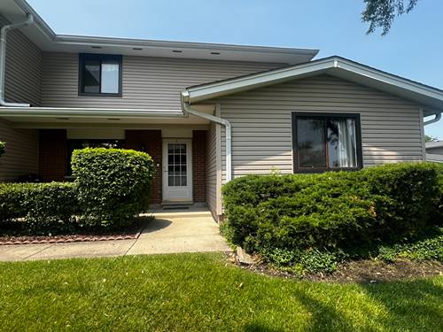 135 Fairlane Unit 262, Bloomingdale, IL 60108