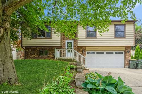 6407 Hillcrest, Cary, IL 60013