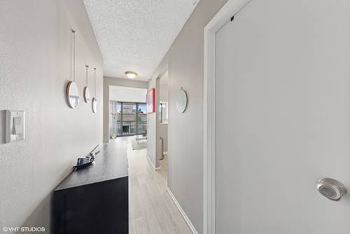 10 E Ontario Unit 2806, Chicago, IL 60611