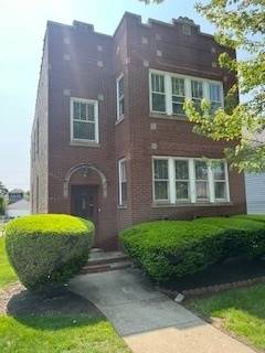 4979 N Kolmar, Chicago, IL 60630