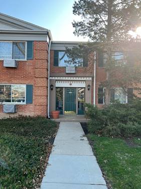 2419 S Goebbert Unit 210, Arlington Heights, IL 60005