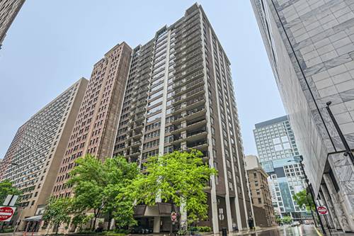 201 E Chestnut Unit 20F, Chicago, IL 60611
