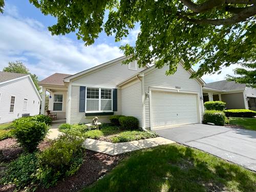 21240 Montclare Lake, Crest Hill, IL 60403