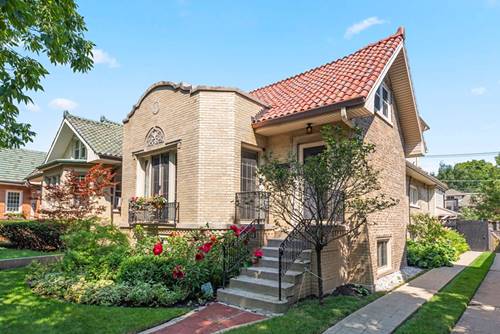 2530 W Morse, Chicago, IL 60645