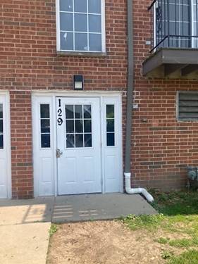 129 Elk Unit 329, Carol Stream, IL 60188