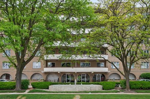 6400 N Cicero Unit 309, Lincolnwood, IL 60712