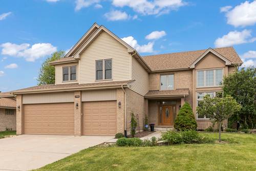 8220 Paddington, Woodridge, IL 60517