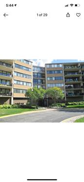 101 Bar Harbour Unit 5G, Schaumburg, IL 60193