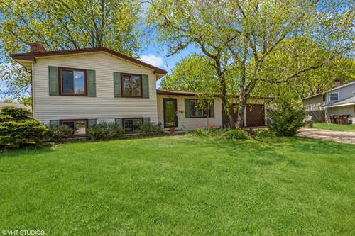 51 Berkshire, Crystal Lake, IL 60014