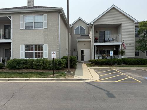 774 N Gary Unit 102, Carol Stream, IL 60188