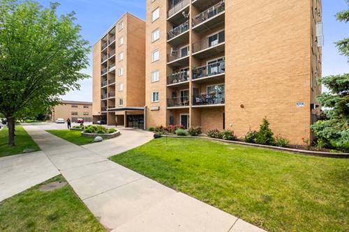 5332 N Delphia Unit 108, Chicago, IL 60656