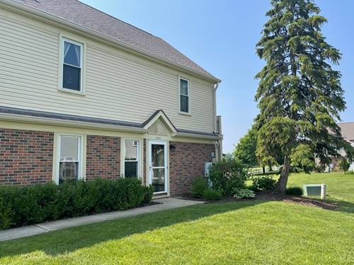 304 University Unit 5, Elk Grove Village, IL 60007