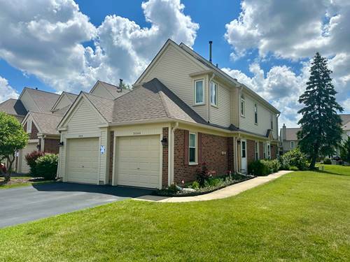 304 University Unit 5, Elk Grove Village, IL 60007