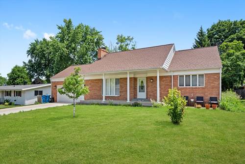 990 Knottingham, Ottawa, IL 61350