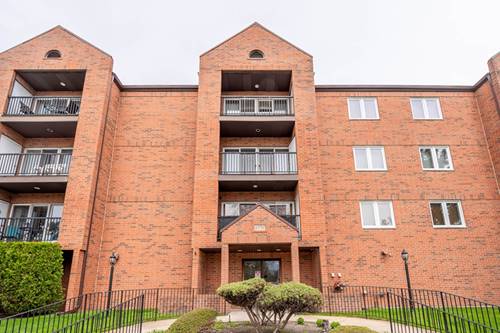 6550 W Gunnison Unit 303, Harwood Heights, IL 60706
