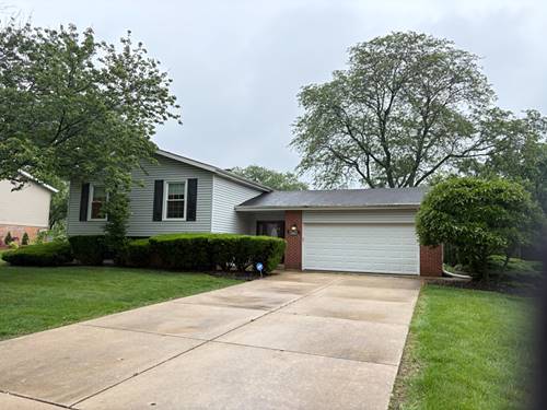 909 69th, Darien, IL 60561