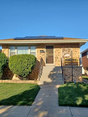 281 Hoxie, Calumet City, IL 60409