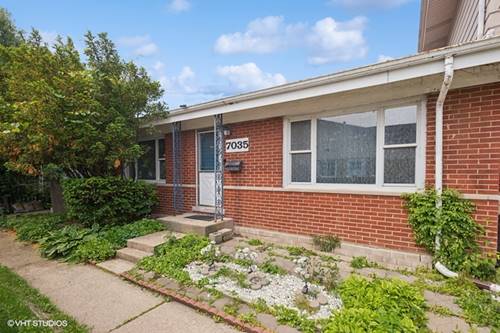 7035 W Greenleaf, Niles, IL 60714