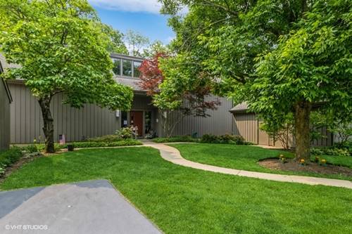 729 Old Barn Unit C, Lake Barrington, IL 60010