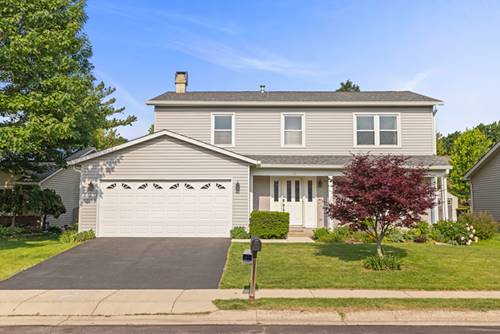 926 Navajo, Carol Stream, IL 60188
