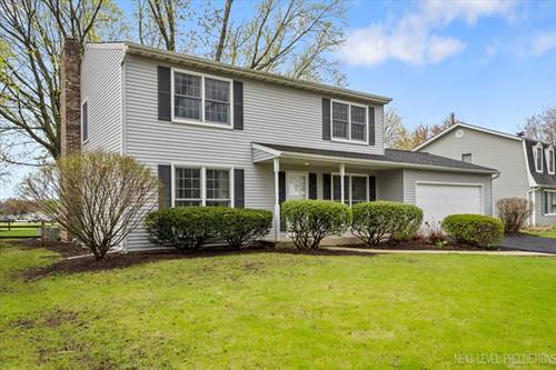 554 Carriage Hill, Naperville, IL 60565